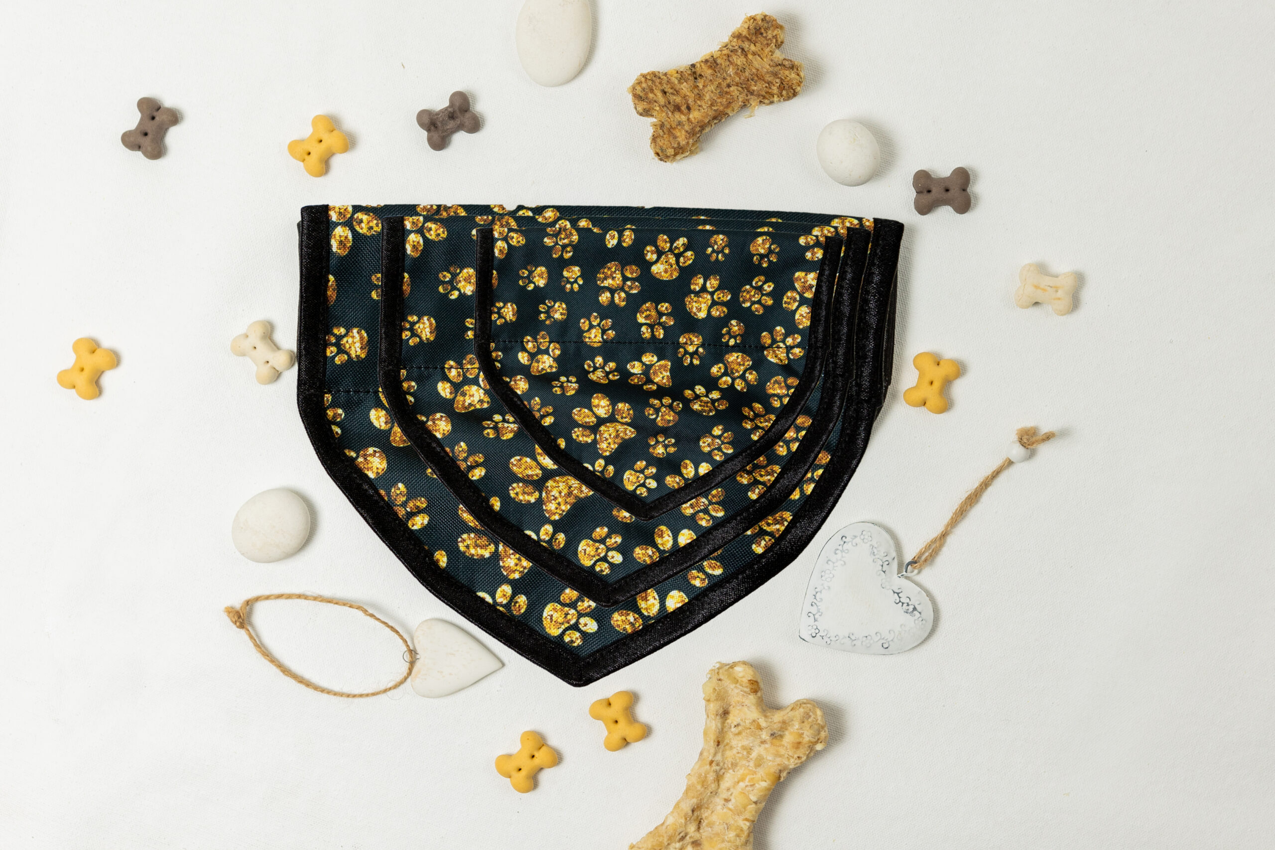 okrovÉ tlapky šátečky